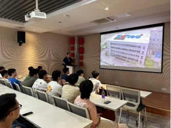 車輛工程專業(yè)學(xué)生赴企業(yè)開(kāi)展生產(chǎn)實(shí)習(xí) 聚焦太陽(yáng)能與計(jì)算機(jī)軟件科技融合